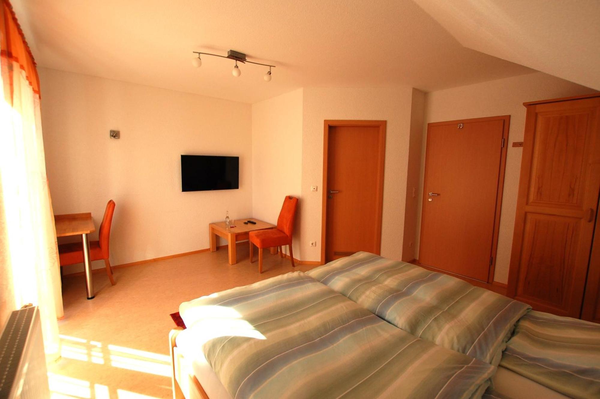 Gaestehaus Jaeger Gersfeld Bagian luar foto